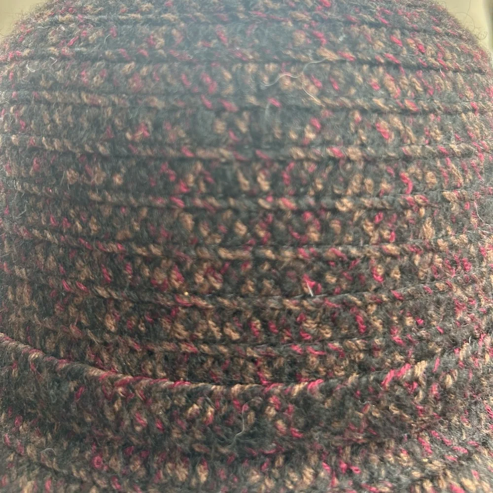NWOT San Diego Hat Company Textured Hat in Black with Burgundy/Brown Fleck